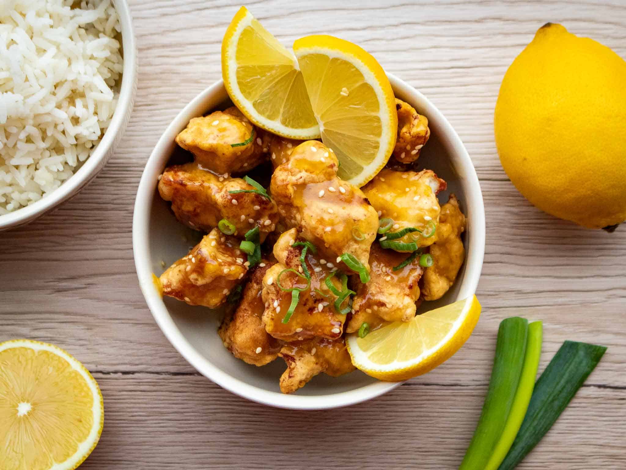 Gefrituurde Chinese Kip met Citroensaus
